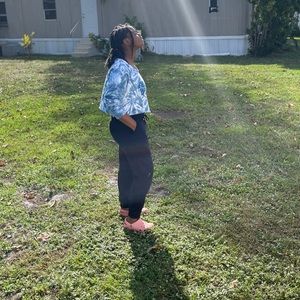 Meet your Posher, Amaya